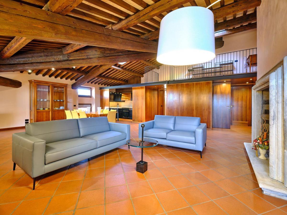 Apartmentsarena - Residenza Degli Scaligeri - Piazza Erbe Βερόνα Εξωτερικό φωτογραφία