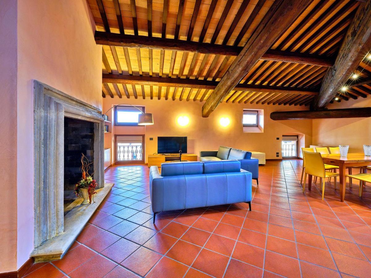 Apartmentsarena - Residenza Degli Scaligeri - Piazza Erbe Βερόνα Εξωτερικό φωτογραφία