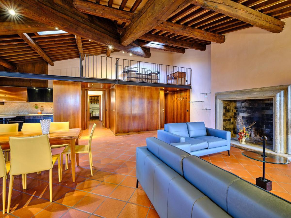 Apartmentsarena - Residenza Degli Scaligeri - Piazza Erbe Βερόνα Εξωτερικό φωτογραφία